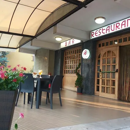 Belvedere Hotel 3*